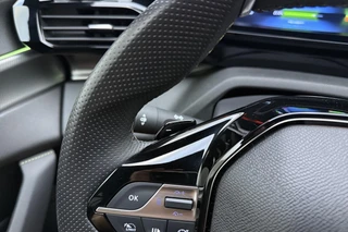 Peugeot 408 1.2 Hybrid 145 e-DCS6 GT | Automaat | Adaptieve cruise control | Stuurverwarming | Elektrisch bedienbare achterklep | Lichtmetalen velgen | Keyless entry en start | Full led / 23