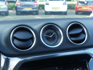 Suzuki Vitara 1.0 Boosterjet Stijl TREKHAAK 1ste Eigenaar, Dealer Onderhouden, Pano Dak, Navi / 25