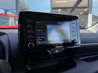 Toyota Yaris 1.5 Hybrid First Edition Apple Carplay/Android Auto, Camera, Climate/Cruise Control, Navigatie / 21