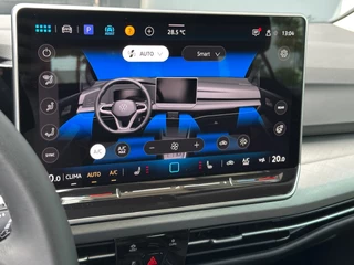 Volkswagen Golf Variant 1.5 eTSI DSG Life Trekhaak | Navi | Adap. Cruise | 4-season | Rijklaar incl. garantie / 20