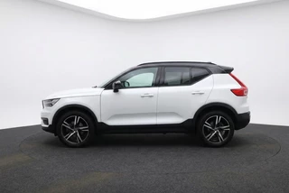 Volvo XC40 2.0 B4 MHEV R-Design Leder l 360° Camera l Harman l Adaptive l VOL OPT / 2