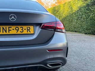 Mercedes-Benz A-klasse 250 e AMG Line / 17