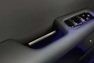 Voyah Courage Business Edition 80 kWh / 54
