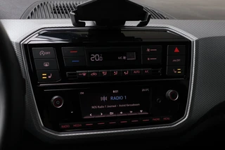 Volkswagen UP! 1.0 Camera Stoelverwarming PDC Cruise-control / 18
