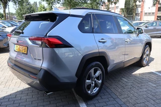 Toyota RAV4 2.5 HYBRID EXECUTIVE JBL NAVI APPLE/ANDROID EL-STOEL MET GEHEUGEN DODEHOEK DETECTIE EL.A.KLEP LED DAB 360* / 4