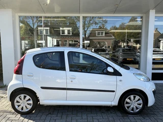 Peugeot 107 1.0 Active 5-drs / 2