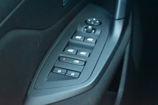 Peugeot 308 SW 1.2 PureTech Active Pack CARPLAY LMV TREKHAAK / 18