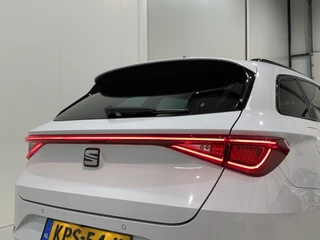 SEAT Leon Sportstourer 1.0 eTSI 110pk DSG FR Leder | Trekhaak | Beats Audio / 19