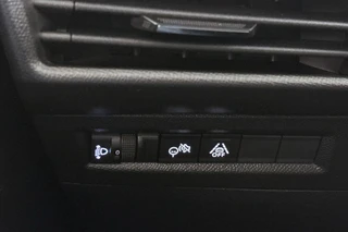 Opel Frontera 1.2 Turbo Hybrid Edition Achteruitrijcamera Apple CarPlay / 22