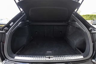 Audi Q3 35 TFSI Pro Line  | E-trekhaak | Stoelver. | LED / 38