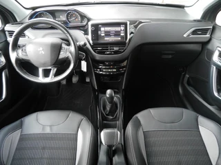 Peugeot 2008 1.2 110PK PureTech Allure | Apple Carplay | Navigatie | Cruise Control | Parkeersensoren | Camera / 14