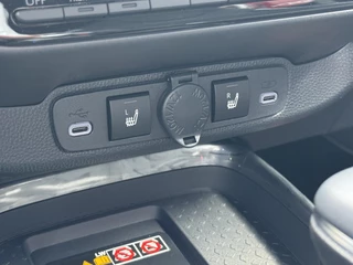 Toyota Aygo X HYBRID 115 GR-SPORT APPLE/ANDROID SPORTSTOELEN JBL-AUDIO KEYLESS P-SENSOREN CLIMA CAMERA / 16