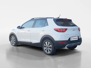 Kia Stonic 1.0i Turbo DynamicLine Automaat |  Two-tone lak | Apple Carplay / Android Auto | Airco |  Elektrische ramen | Camera | Parkeersensoren | Lichtmetalen velgen | / 8