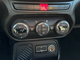 Jeep Renegade 1.4 MultiAir Freedom / 17