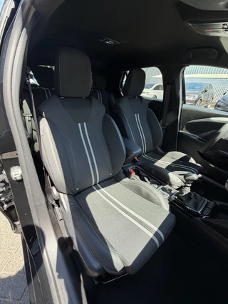 Opel Corsa 100pk GS (Camera - Keyless Entry - LED - Automatische Airco - Navigatie - Apple Carplay - Draadloos laden - Digitaal dashboard) / 12
