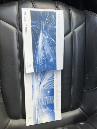 Peugeot 3008 1.2 131pk Allure Automaat Carplay Pano Leer Cam Nav Trekhaak / 28