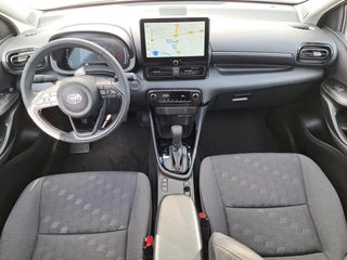 Toyota Yaris 1.5 Hybrid 115 First Edition LM-VELGEN AD-CRUISE NAVI CAMERA PRIVACY-GLASS / 4