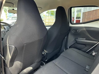 Toyota Aygo 1.0 VVT-i x / 9