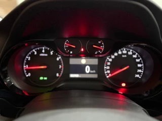 Opel Corsa 1.2 Edition Automaat | Navigatie | Park Pilot | Carplay | ALC | Stoelverwarming / 18