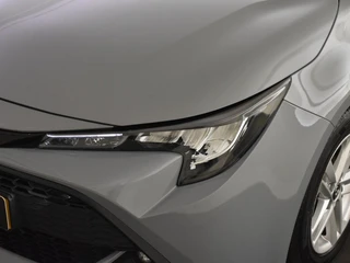 Toyota Corolla Touring Sports 1.8 Hybrid Active | Trekhaak | Stoelverw. | Navigatie / 10