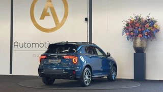 Lynk & Co 01 1.5 PHEV MY23 | 6,6 KWH | PANO | ZWARTE HEMEL |360 / 2
