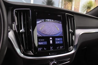 Volvo V60 2.0 B4 Inscription | NL auto | 2e eigenaar | BTW auto | Stuurverwarming | Leer | Cruise control | DAB | Camera | LED | Navigatie | Bluetooth | PDC / 27
