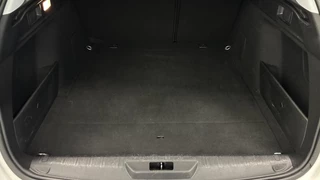 Peugeot 308 SW 1.2 PureTech Blue Lease CARPLAY NAVI CRUISE ECC. / 7