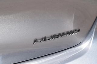 Peugeot 208 Hybrid 145 e-DCS6 GT  Navigatie | Camera V+A | Adaptieve cruise controle | Airco | PDC V+A | 8 jaar Peugeot Care garantie / 18
