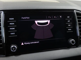 Škoda Karoq 1.0 TSI Greentech 115pk Ambition Business / 27