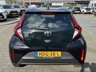 Toyota Aygo X PLAY / 4