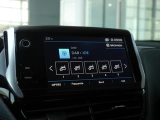 Peugeot 208 1.2 PureTech Allure 110 PK | Automaat | Climate Control | Navigatie | Cruise Control | Licht Metalen Velgen | Apple carplay/Android auto | AUX | USB | Dealer onderhouden / 20