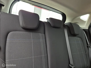 FORD FIESTA 1.1 TREND/AIRCO/PDC/16''LMV/CARPLAY/BLUETOOTH/LANE ASSIST/USB/ISOFIX/DAB/NAVI / 19