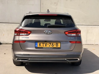 Hyundai i30 Wagon 1.0 T-GDi MHEV Comfort Smart Virtual Camera CarPlay Keyless / 6