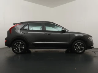 Kia Niro 1.6 GDi PHEV DynamicLine  - Apple Carplay/Android Auto - Adaptieve Cruise Control - Achtruitrijcamera - Naviigatie - Fabrieksgarantie t/m 2032 / 10