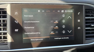 Peugeot 308 SW 1.2 PureTech Blue Lease Executive | PANO | TREKHAAK | NAP / 18