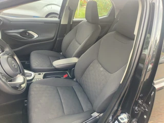 Mazda 2 Hybrid 1.5 Centre-line uit 2025 Rijklaar “Sinds 1970 | 5.000+ reviews | Score 9,5 | Service zoals ’t hoort” Henk Jongen Auto's in Helmond,  al 50 jaar service zoals 't hoort! / 24