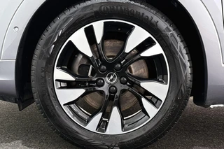 Opel Grandland 1.6 Turbo Plug-In Hybrid 4x4 Ultimate 300 PK Afneembare Trekhaak Stoel-Stuurverwarming / 22