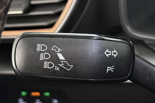 CUPRA Formentor 1.4 TSI e-Hybrid Panoramadak Achteruitrijcamera Apple CarPlay / 40