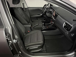 KIA Stonic 1.0 T-GDi MHEV 100pk DynamicPlusLine / 23