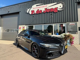 Alfa Romeo Giulia 2.9 V6 QUADRIFOGLIO Carbon pakket Sparco kuipstoelen Carplay Perfect onderhouden! / 13