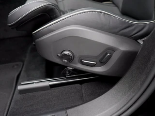 Volvo XC60 2.0 T6 AWD+ Black Edition Leder | Pano | 360 cam | Lighting Pack / 15
