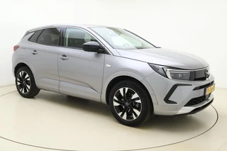 Opel Grandland 1.2 Turbo Level 3 | Adaptive Cruise Control | Stoelverwarming | Verwarmd stuurwiel | Navigatie | Camera | Elektrische kofferklep | Full LED | Keyless Entry & Start | 1e Eigenaar / 9