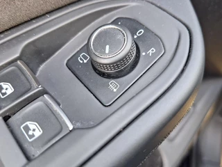 Volkswagen Golf GTE 245pk DSG Hybrid (Trekhaak,Camera,Virtual,IQ) / 25