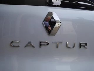 Renault Captur 1.3 mild hybrid 140 RS Line | Stoel en stuurverwarming | Achteruitrijcamera| 18 inch lichtmetalen velgen | Adaptive cruise control | Climate control | Trekhaak / 37