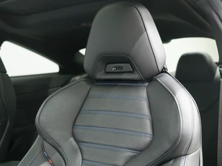 BMW 4 Serie Coupé M440i Schuifdak | Harman Kardon | M Stoelen / 25