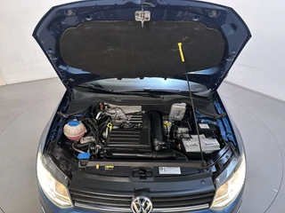 Volkswagen Polo 1.2 TSI 90pk DSG Comfortline Airco Cruise Control Bluetooth / 17