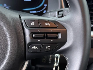 Kia Stonic 1.0 T-GDi MHEV DynamicLine  - Apple Carplay/Android Auto - Achteruitrijcamera - Cruise Control - Fabrieksgarantie t/m 07-2032 / 28