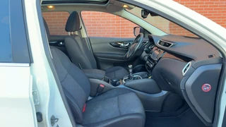 Nissan QASHQAI 1.2 N-Connecta Panoramadak Nieuwe Banden Trekhaak / 14