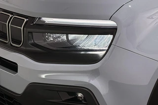 Jeep Avenger 1.2 e-Hybrid Altitude Achteruitrijcamera Apple CarPlay 17" / 18