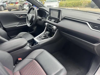 Toyota RAV4 2.5 Plug-in Hybrid AWD Dynamic TREKHAAK 1650KG TREKGEW EL-ACHTERKLEP 18'' LM-VELGEN CAMERA PARK-SENSOREN CLIMA APPLE/ANDROID / 15